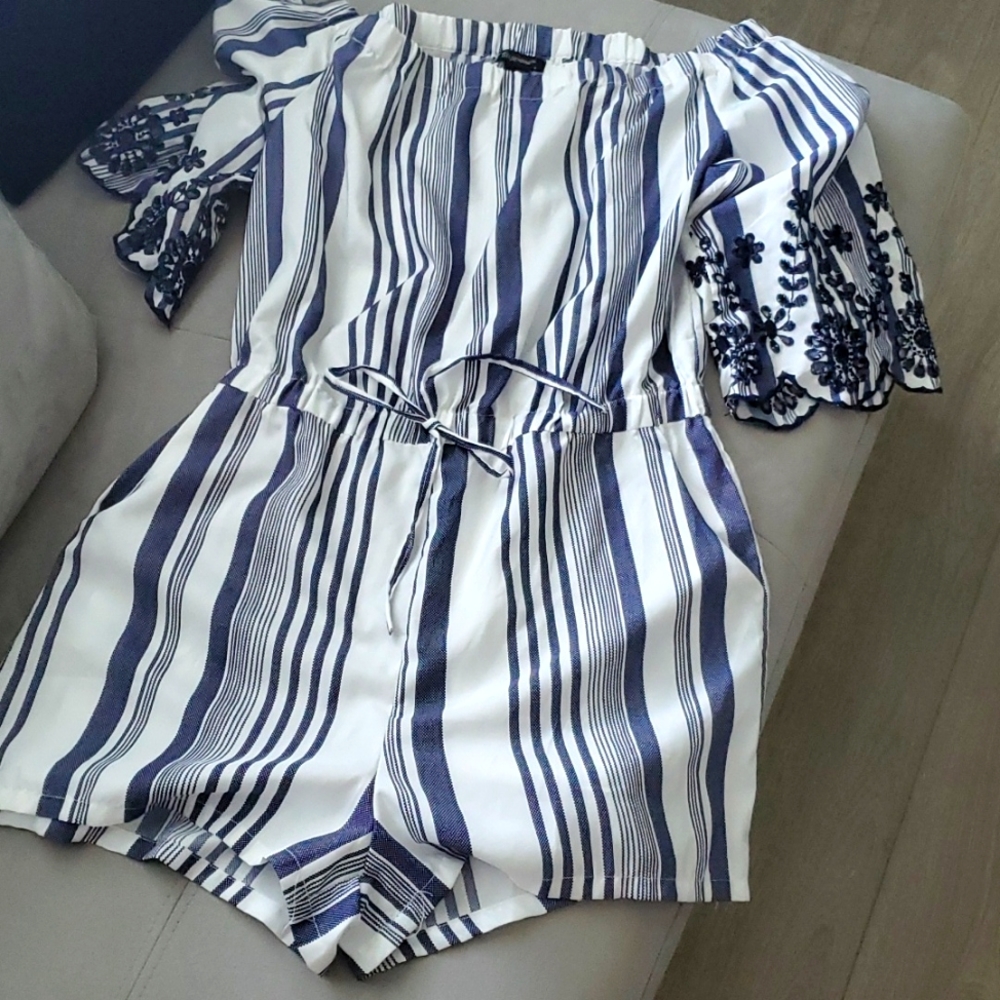 NWOT blue and white romper